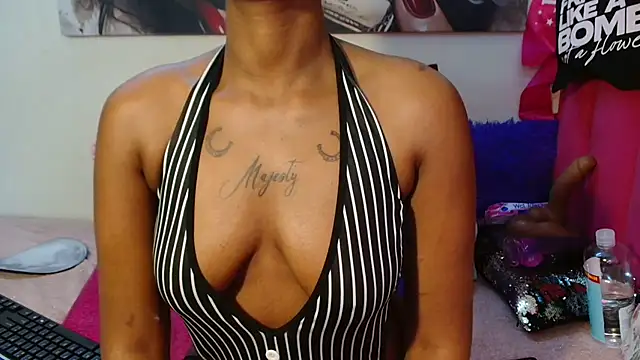 Moreish-06 Chat XXX in diretta