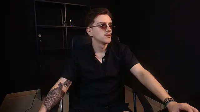 FelixStarkk Chat XXX live