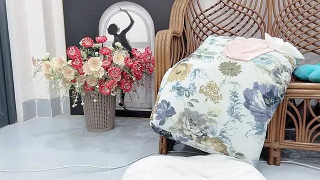 Chat XXX Live Sunflower-2k