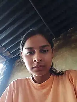 Queen_Simran's Live XXX Chat