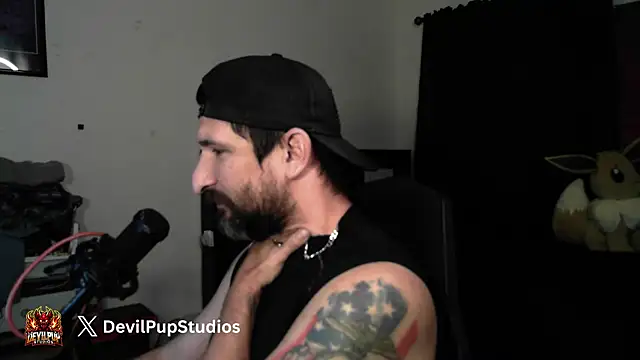 DevilPup75_ live XXX chat