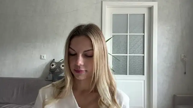 LaraineDomebo Chat XXX in diretta