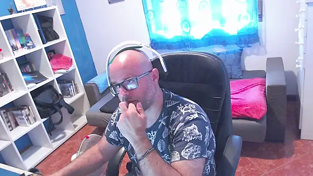 ravingr4d4 现场XXX聊天