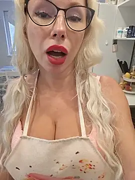 XXX chat uživo modela Mazlik27
