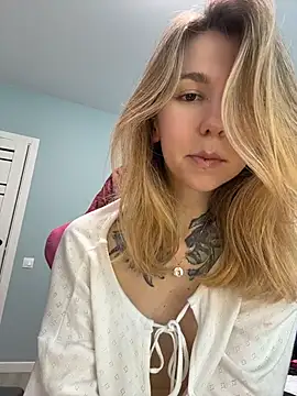 KiraGhostFlame's Live XXX Chat