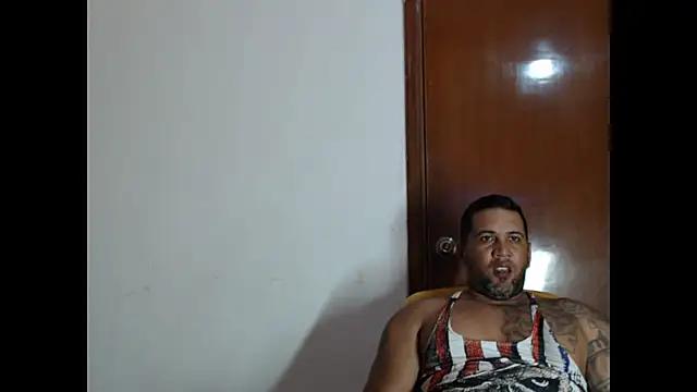 lover_1994's Live XXX Chat