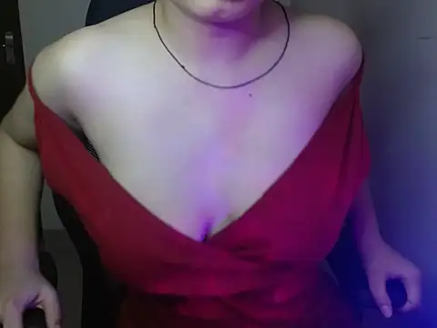 Erotic_Rosyy's Live XXX Chat
