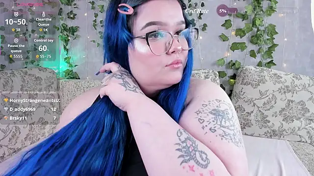 XXX chat uživo modela _CandyM1lky_