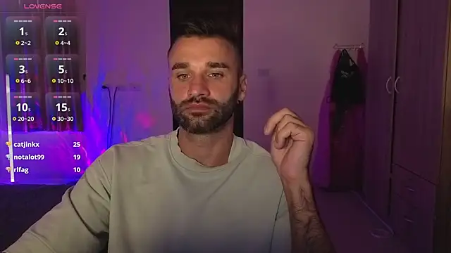 DaddySlava élő XXX-chatje