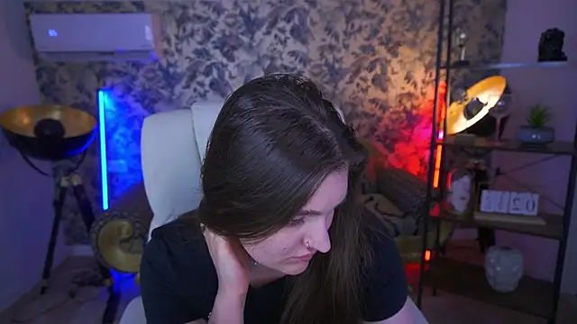 Živý XXX chat EmmyCharmm