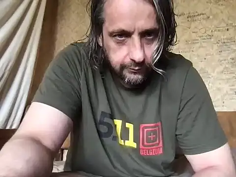 -TrafoX3- élő XXX-chatje
