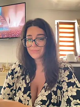 NadiraNoor Live XXX-Chat