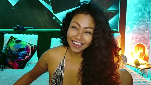 ElyaQuinn's Live XXX Chat
