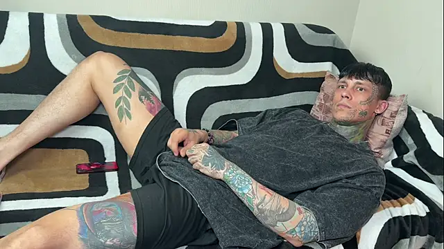 Anubisgods Adlı Modelin Canlı XXX Sohbeti