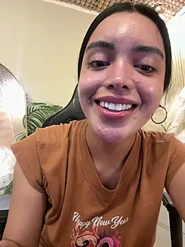 Chat XXX en directo de TS-SimplyTheBest