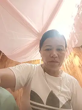 Chat XXX Live Chilly-wet
