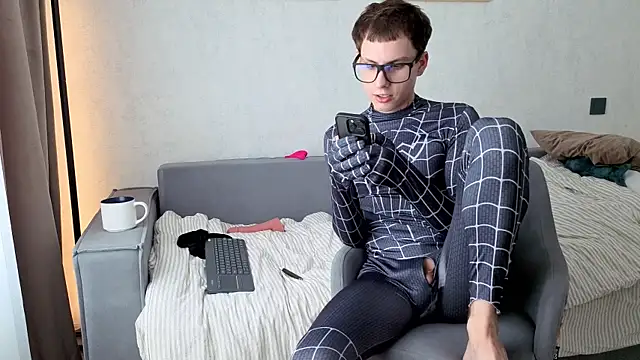 XXX chat uživo modela Mr__Desire
