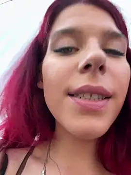 Živý XXX chat RiriRoseey