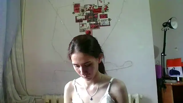 NickiKisinger Live XXX-Chat