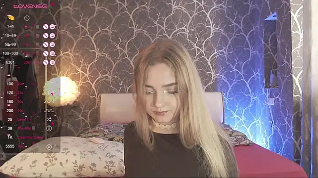 MiaMiaMeow: απευθείας συνομιλία ΧΧΧ