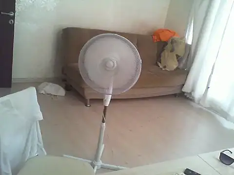 thekeys Adlı Modelin Canlı XXX Sohbeti