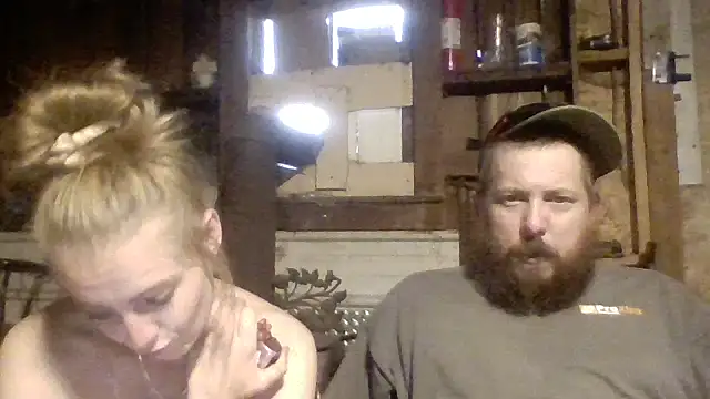 Czat XXX na żywo – littilebutcute