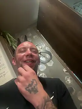 DJThcK Webcam show