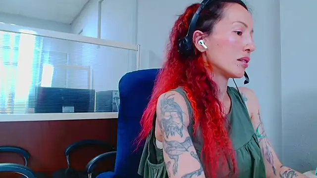 Chatroom XXX en direct de KiotoShine