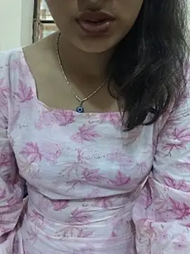 XXX chat uživo modela Ritika_jha01
