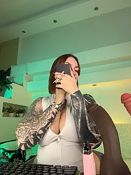 Tattitude_ – Live XXX-chat