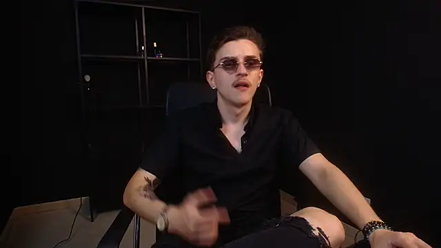 FelixStarkk Chat XXX live