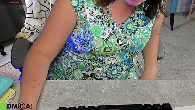 MartaEdams – Naživo XXX chat