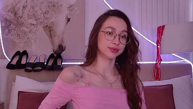 Chatroom XXX en direct de Emily_Simon