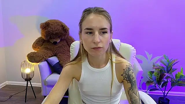 DeboraHorny Live XXX-Chat