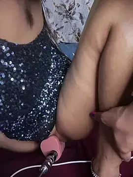 HOTTY-TINA – Naživo XXX chat