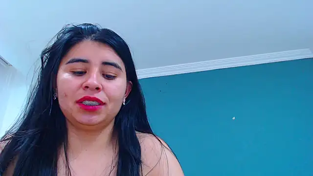 danna-_roouss Adlı Modelin Canlı XXX Sohbeti
