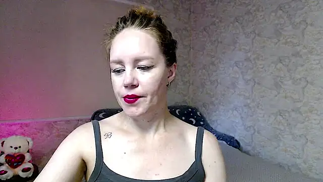 دردشة Fern_Lust الجنسية المباشرة