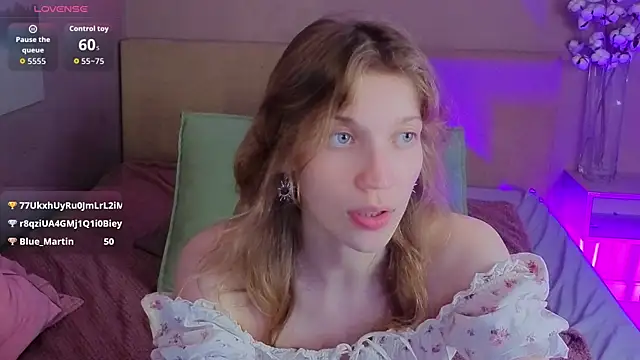 Emily_Cartex 即時 XXX 聊天