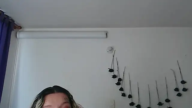 Chatroom XXX en direct de SLOPPYTITSS