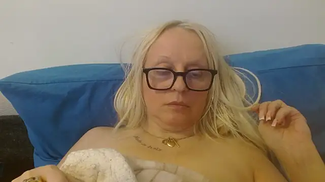 martachatte's Live XXX Chat