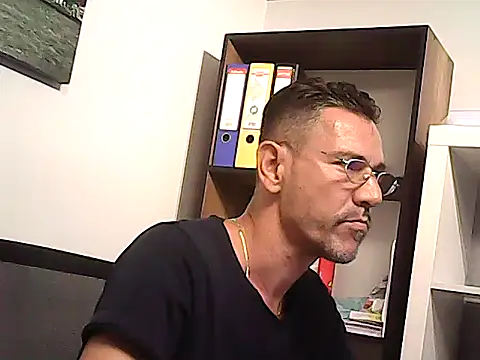 mastercharisma35 Live XXX-chat
