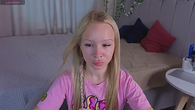Онлайн чат XXX Milana_r0se