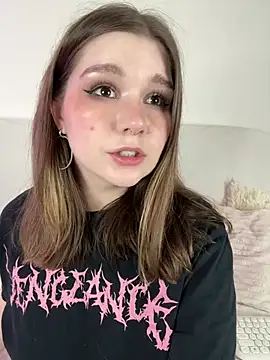 PumaShyXD XXX чат на живо