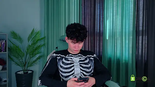 Chat XXX en directo de moon_Gloww