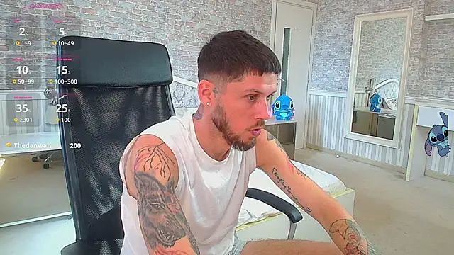 JonahShaw Chat XXX in diretta
