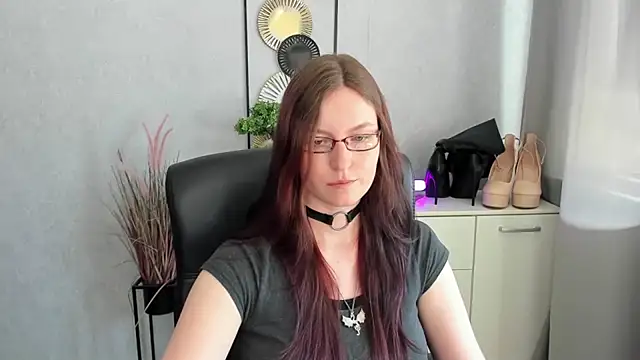 Czat XXX na żywo – emmaxDelight