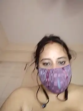 Sheela-Bhabi Adlı Modelin Canlı XXX Sohbeti