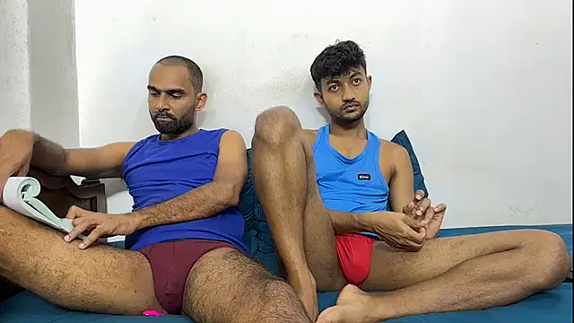 DesiDaddyandSon 现场XXX聊天