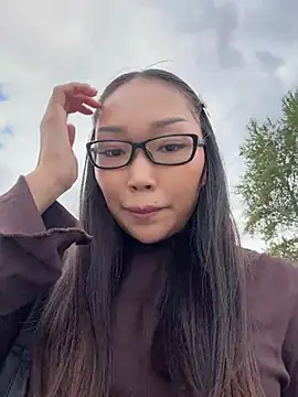 trytomakememoam Chat XXX in diretta