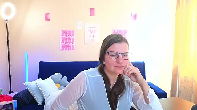 Онлайн чат XXX Mirabelle_Velvet